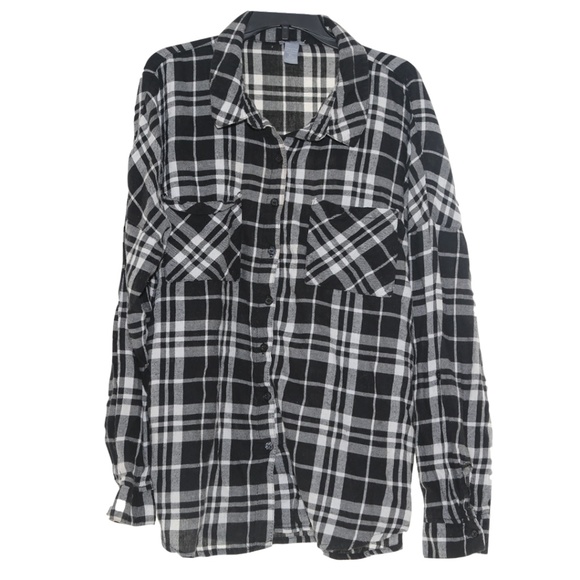 Charlotte Russe Black & White Plaid Button Shirt - Picture 1 of 2
